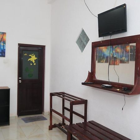 Bevary City Hotel Anurâdhapura Extérieur photo