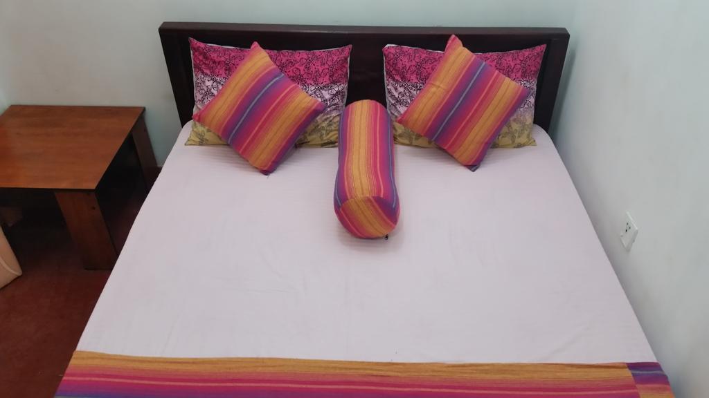 Bevary City Hotel Anurâdhapura Extérieur photo