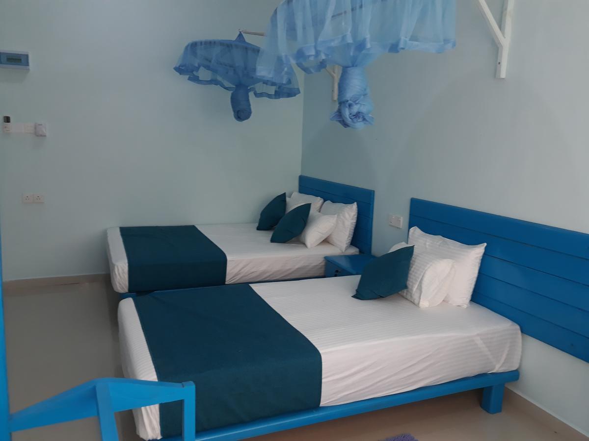 Bevary City Hotel Anurâdhapura Extérieur photo