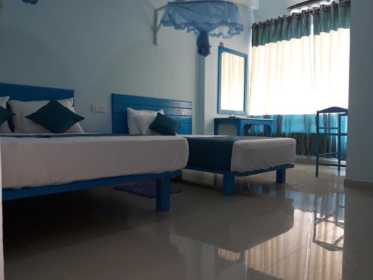 Bevary City Hotel Anurâdhapura Extérieur photo