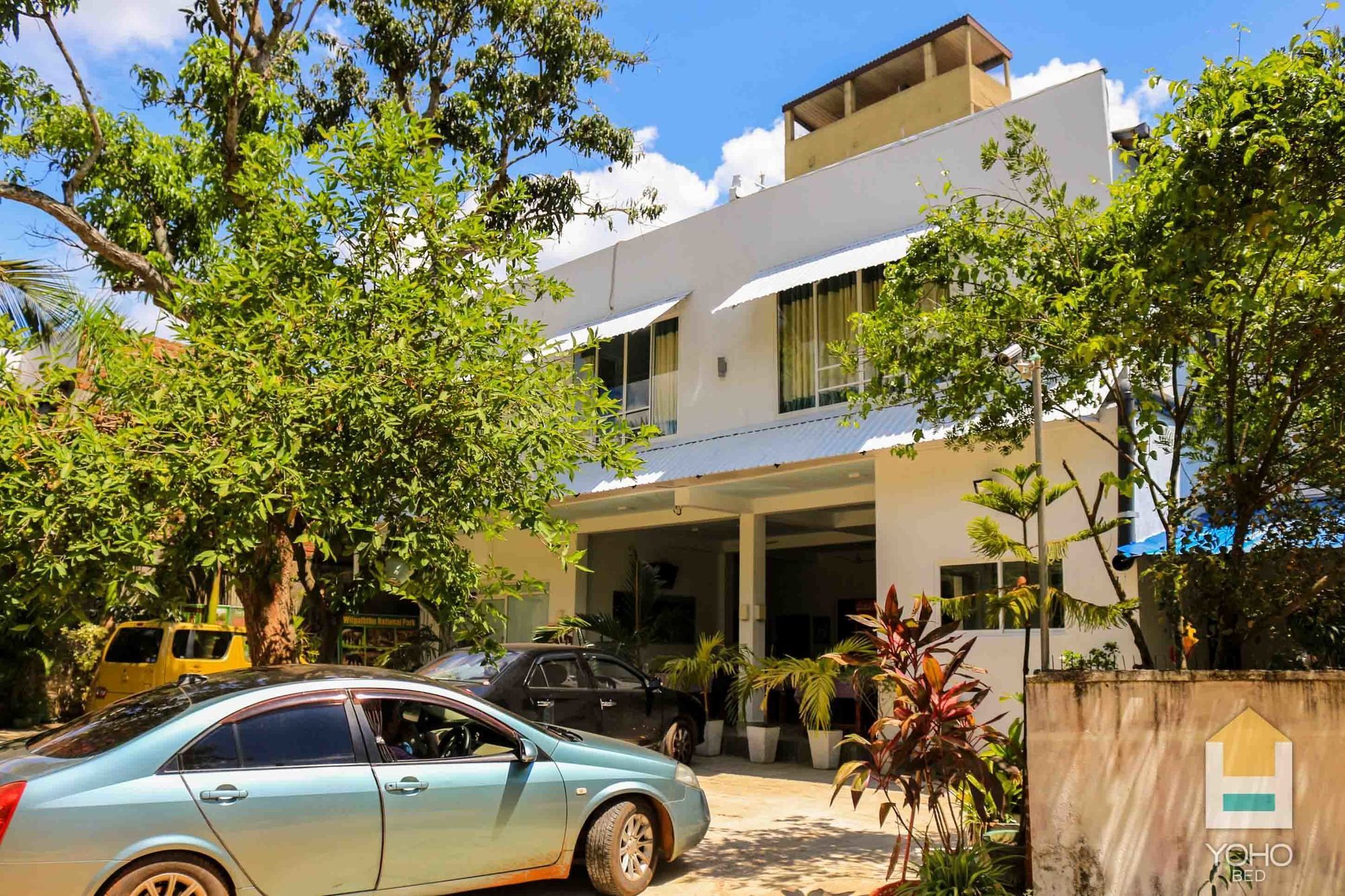 Bevary City Hotel Anurâdhapura Extérieur photo